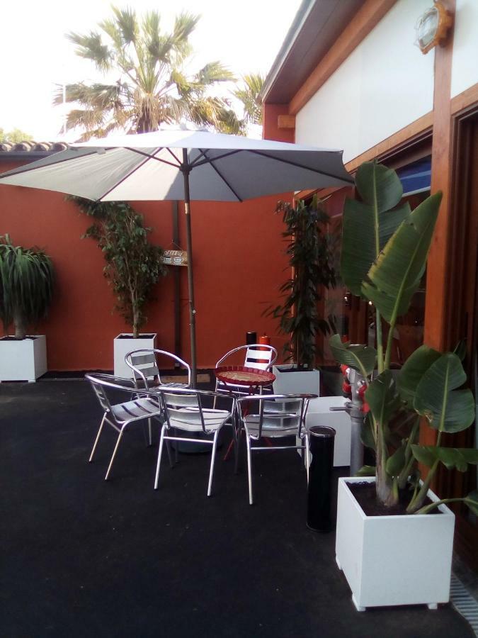 Hotel Iris La Eliana Ngoại thất bức ảnh